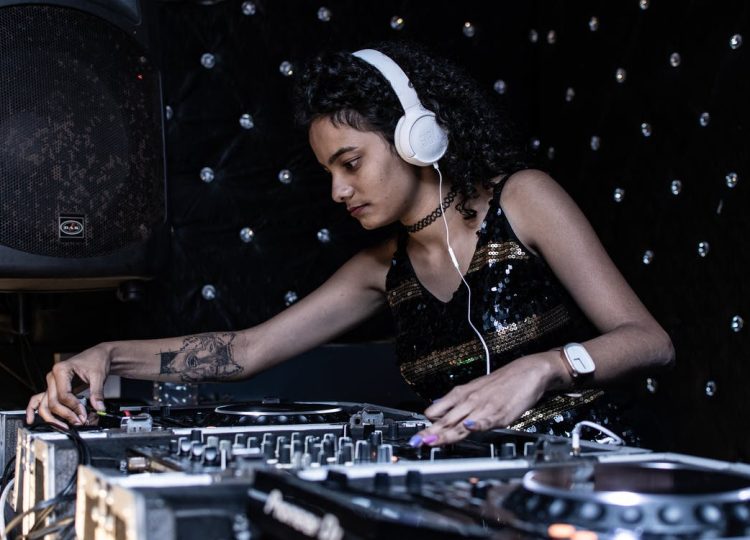 DJ Listing